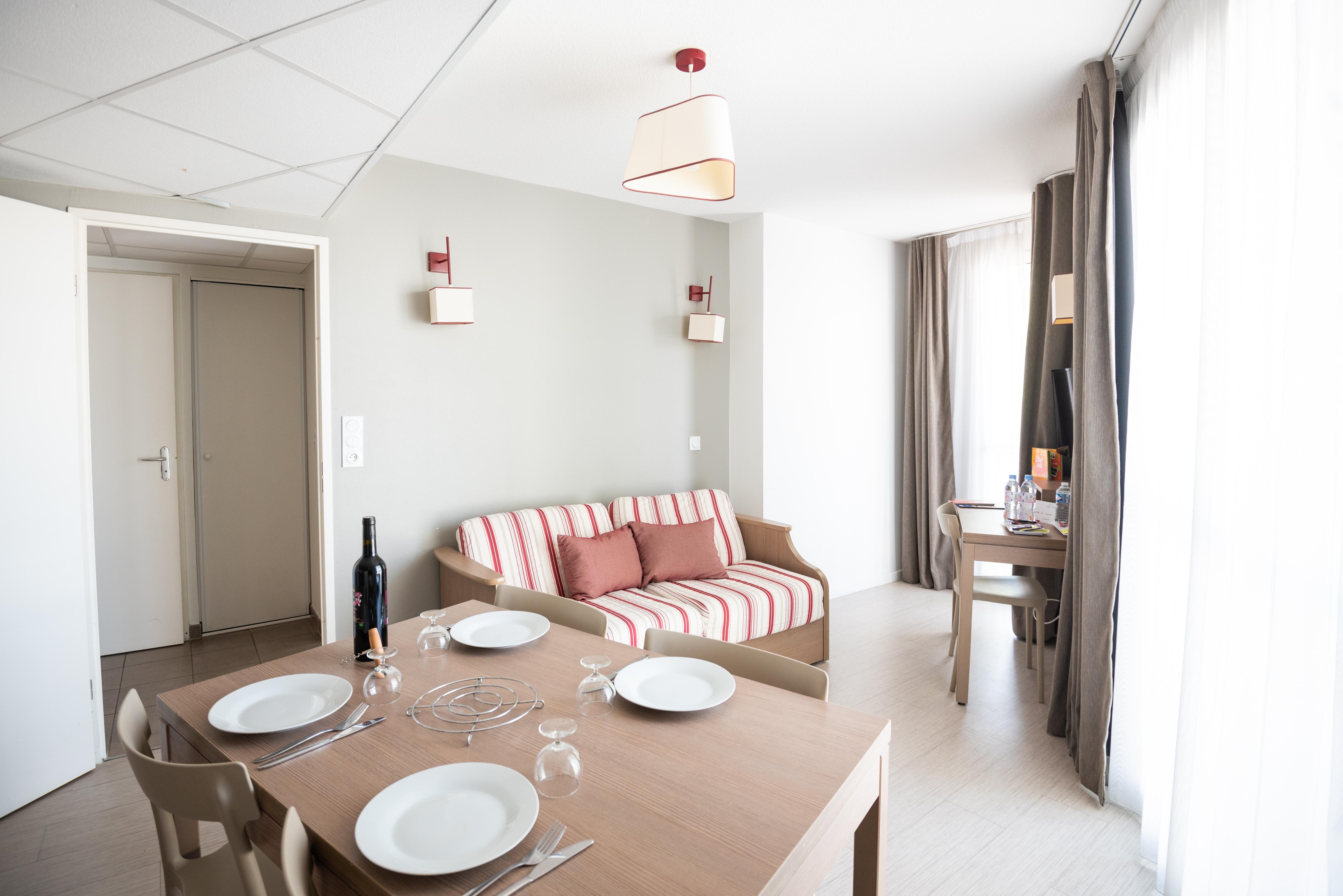 Zenitude Hotel-Residences Narbonne Centre Exterior photo